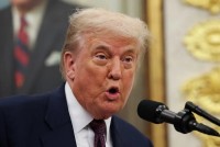 Trump signs order to extend China tariff truce by 90 days