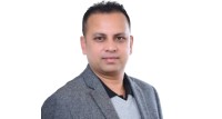 कुन दाइ भाउजू भेट्न जान हतार भयो ?  गभर्नरलाई मनिष झाको व्यंग्य