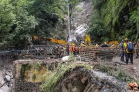 Toll of India Himalayan flood likely to be at least 70