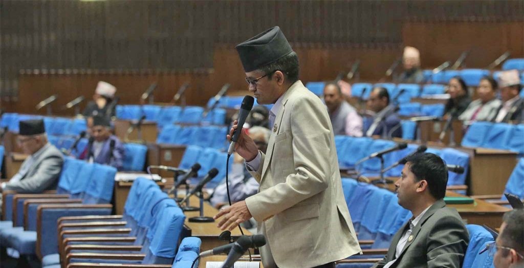 ‘नाटकीय हस्ताक्षरले अदालतको आदेश बदलिँदैन’ – सूर्य थापा