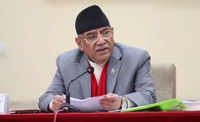 प्रचण्ड : "संसद्लाई बिचौलियाको खेलमैदान बनाइँदैछ"