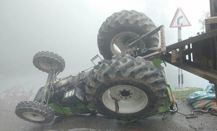 हुम्लामा ट्याक्टर दुर्घटनाः १३ जना घाइते