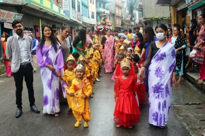 देशभरका श्रीकृष्णमन्दिरमा बिहानदेखि भक्तजनको भीड