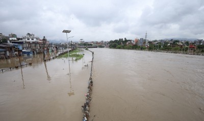 बागमतीको बाढीका कारण टेकु र कुलेश्वर क्षेत्र डुबानमा