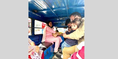 निवर्तमान शिक्षामन्त्री भट्टराई भेटिईन यात्रारत टेम्पोमा