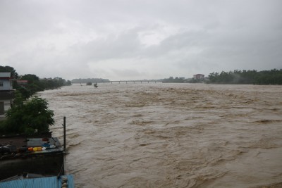 नारायणीमा पानीको सतह बढेपछि गण्डक ब्यारेजका खोलियो सबै ढोका