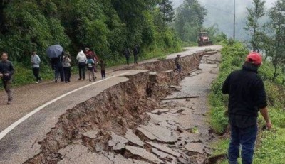 अविरल वर्षाका कारण यी ६ राजमार्ग पूर्ण रुपमा अवरुद्ध