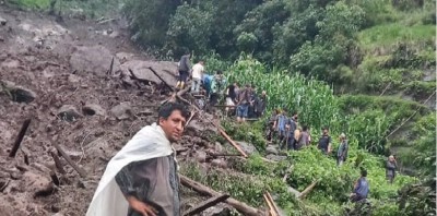 ताप्लेजुङमा गए राति पहिरोमा पुरिएर एकै परिवारका चारजनाको मृत्यु