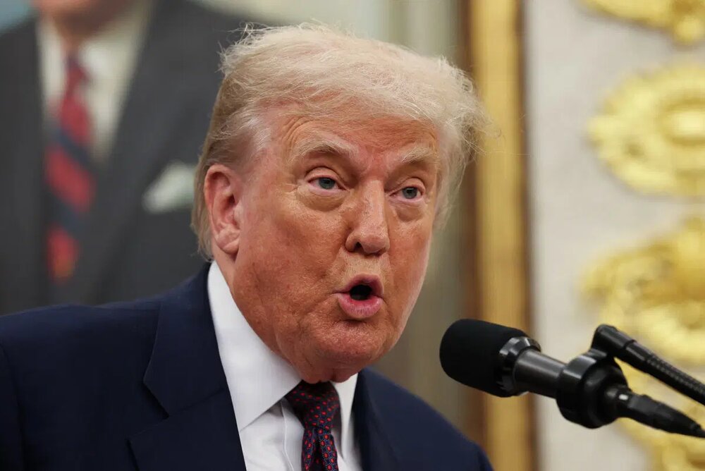 Trump signs order to extend China tariff truce by 90 days
